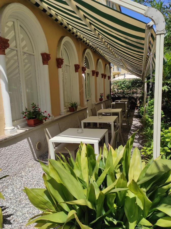 Hotel Palace Леванто Екстер'єр фото