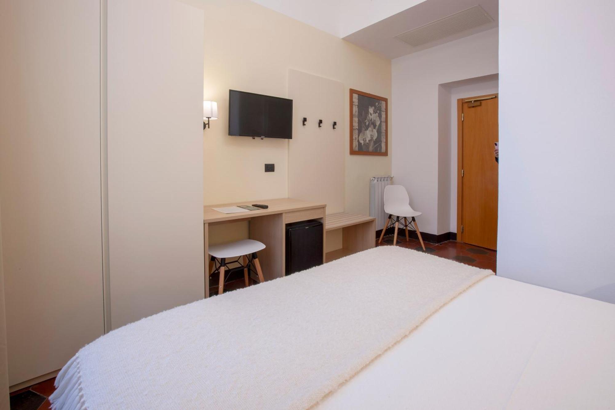 Hotel Palace Леванто Екстер'єр фото